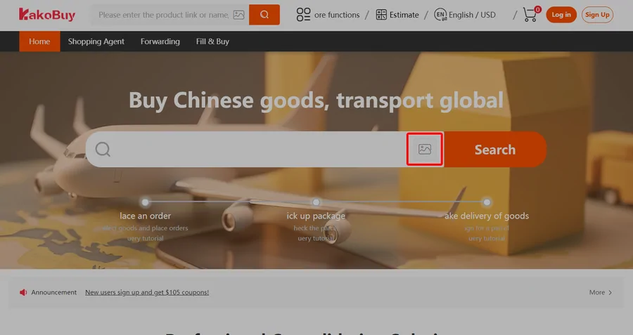 Buscador de la portada de Kakobuy con el botón de búsqueda por imagen resaltado en rojo, sobre una foto de un avión entre cajas